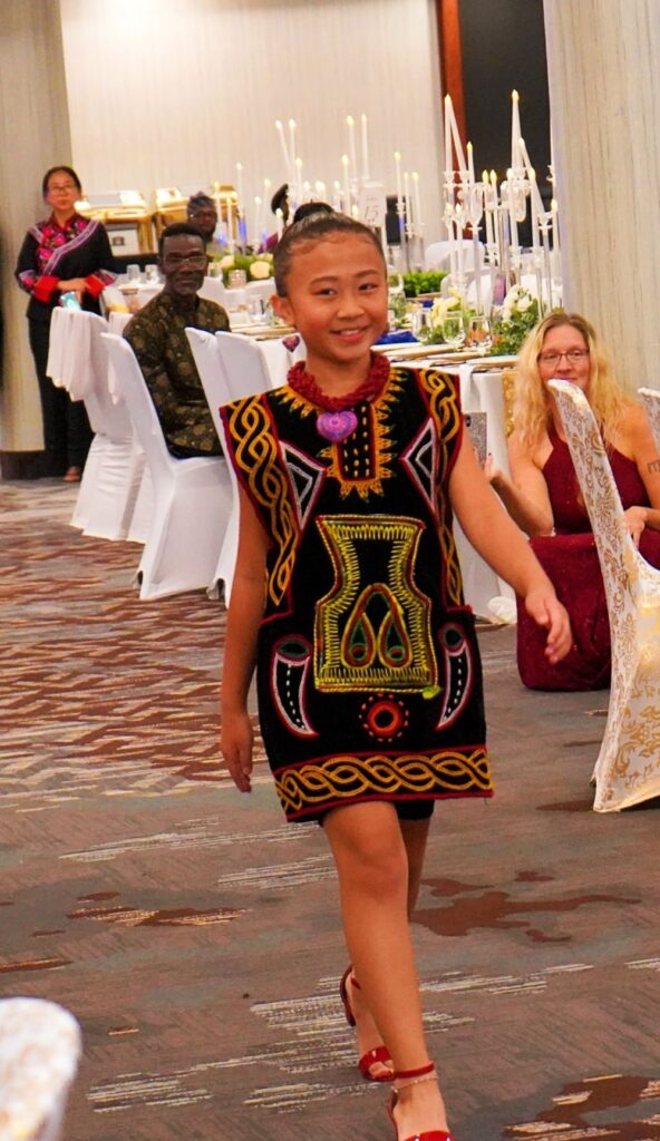 One Tikar Fashion (2)